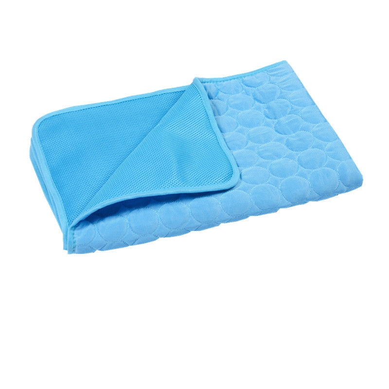 COOLING, BREATHABLE DOG BED